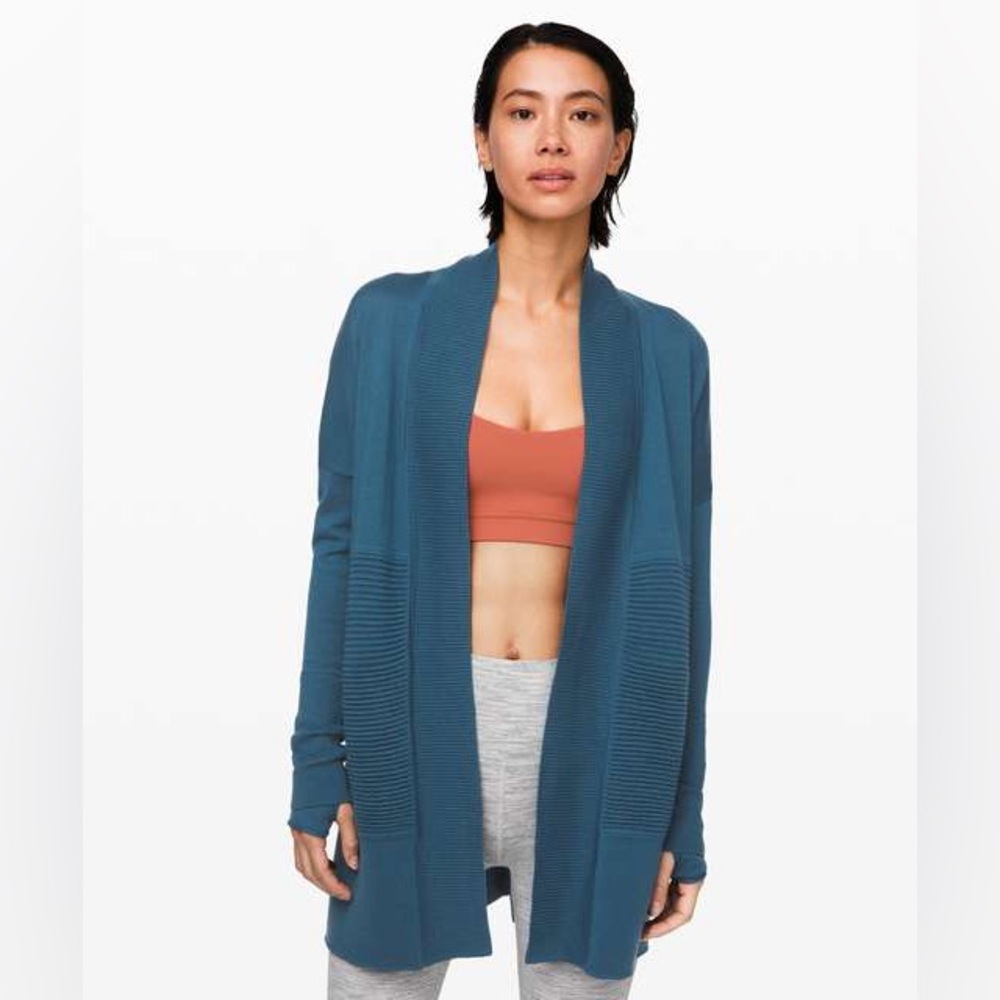 Lululemon Sit In Lotus Wrap II Size 10 Merino Wool